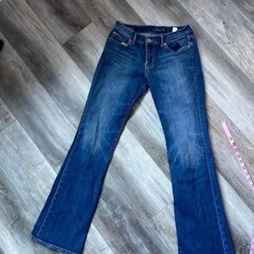 Lucky Brand jeans boot cut size 2 blue denim baddie